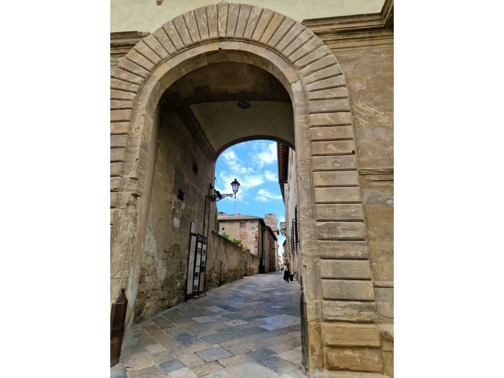 image010